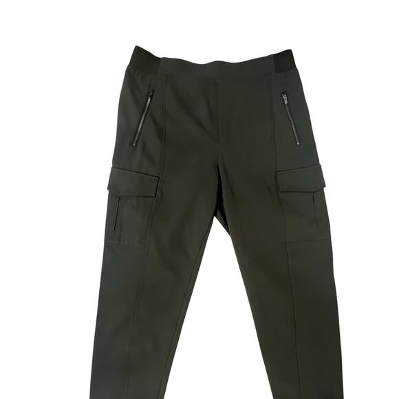Athleta Size 12 Green High Rise Cargo Pant Utility Stretch Travel Comfort - Picture 5 of 10